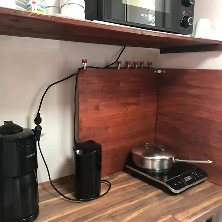 Hundeurlaub Im Tiny House Im Wald Tanna